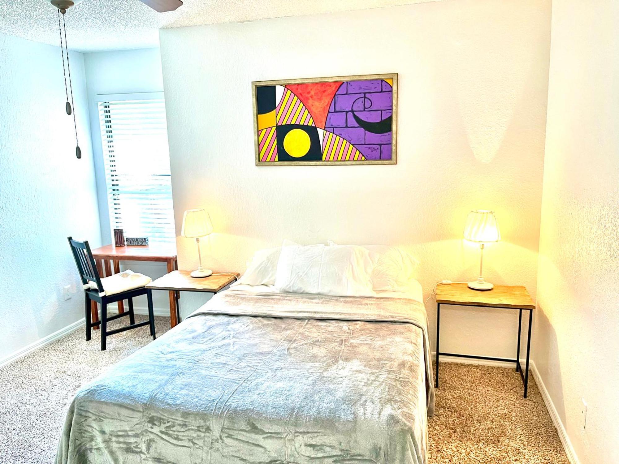 Daytona 2 Bed Apartment 10 Minutes To Beach With Balcony ポート・オレンジ エクステリア 写真