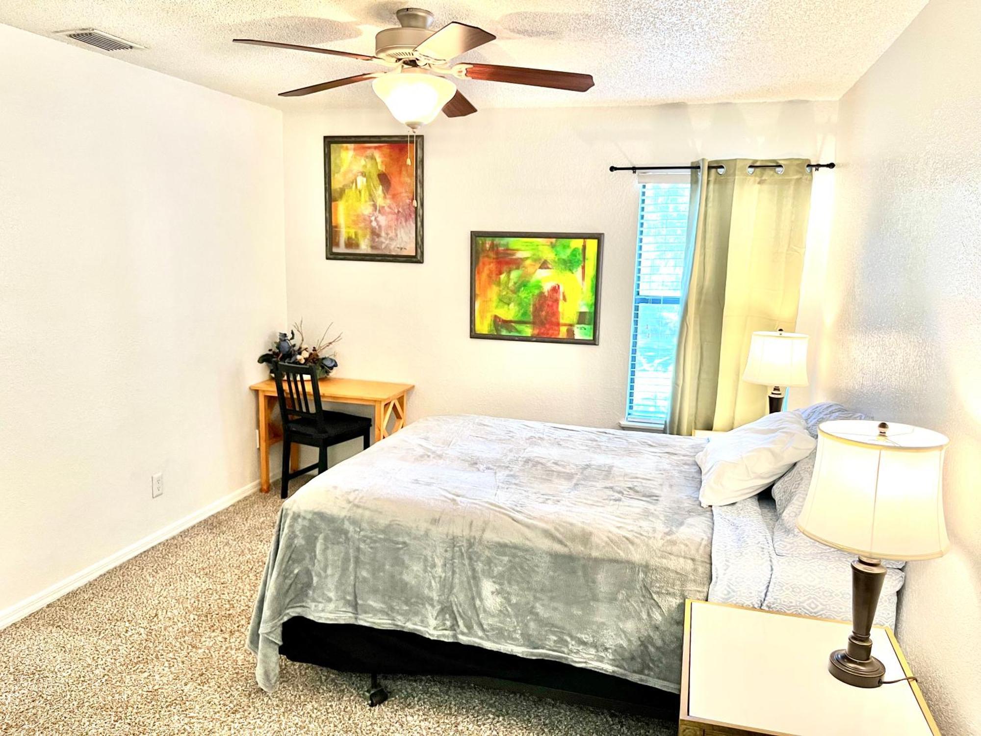 Daytona 2 Bed Apartment 10 Minutes To Beach With Balcony ポート・オレンジ エクステリア 写真