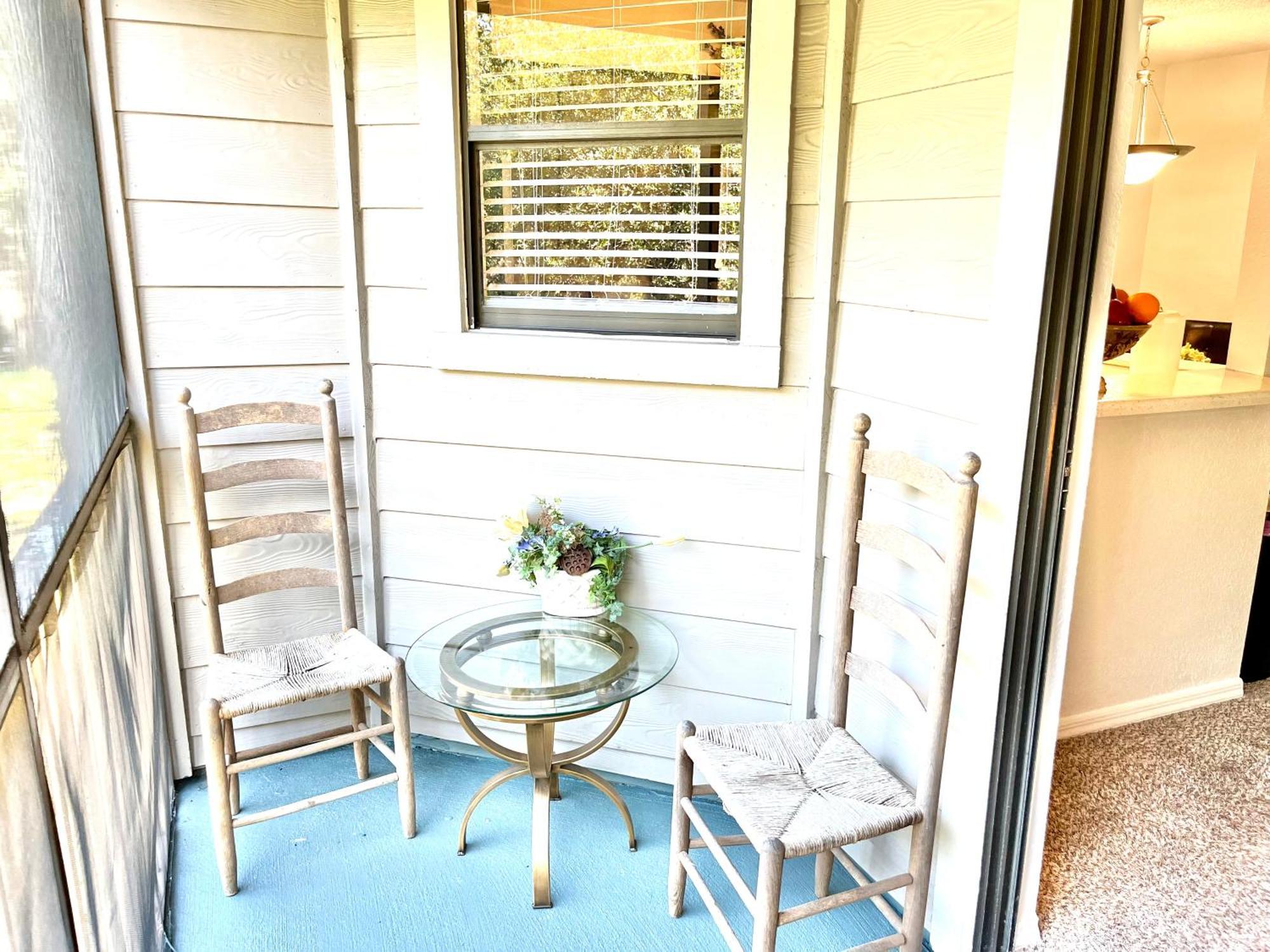Daytona 2 Bed Apartment 10 Minutes To Beach With Balcony ポート・オレンジ エクステリア 写真