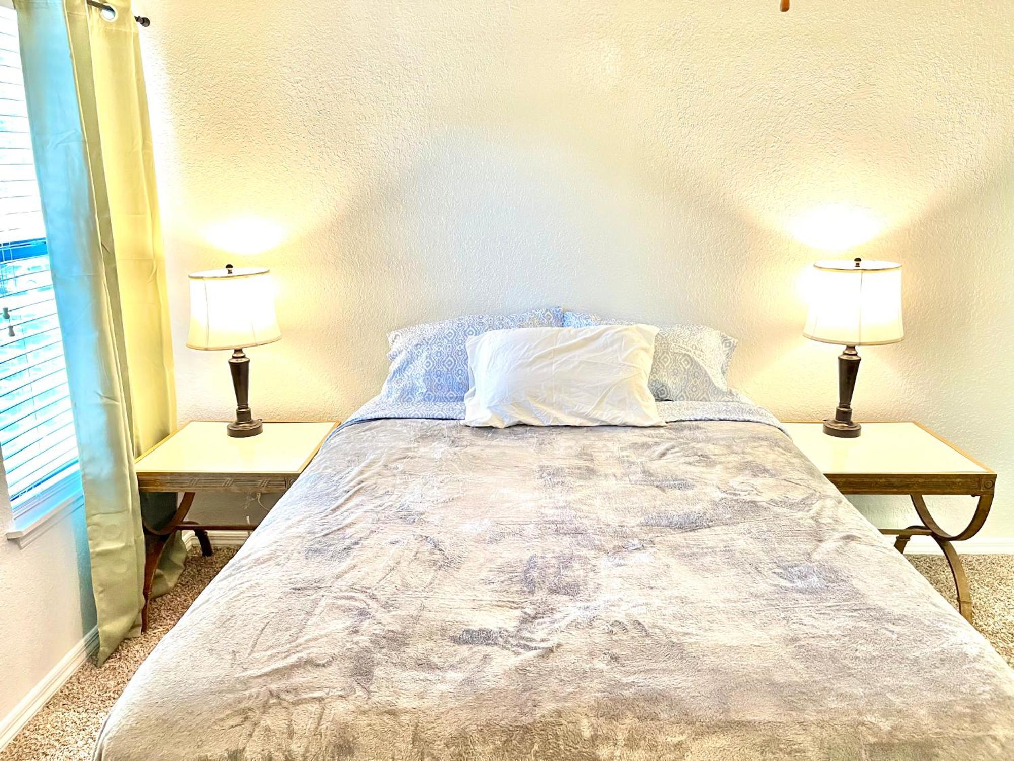 Daytona 2 Bed Apartment 10 Minutes To Beach With Balcony ポート・オレンジ エクステリア 写真