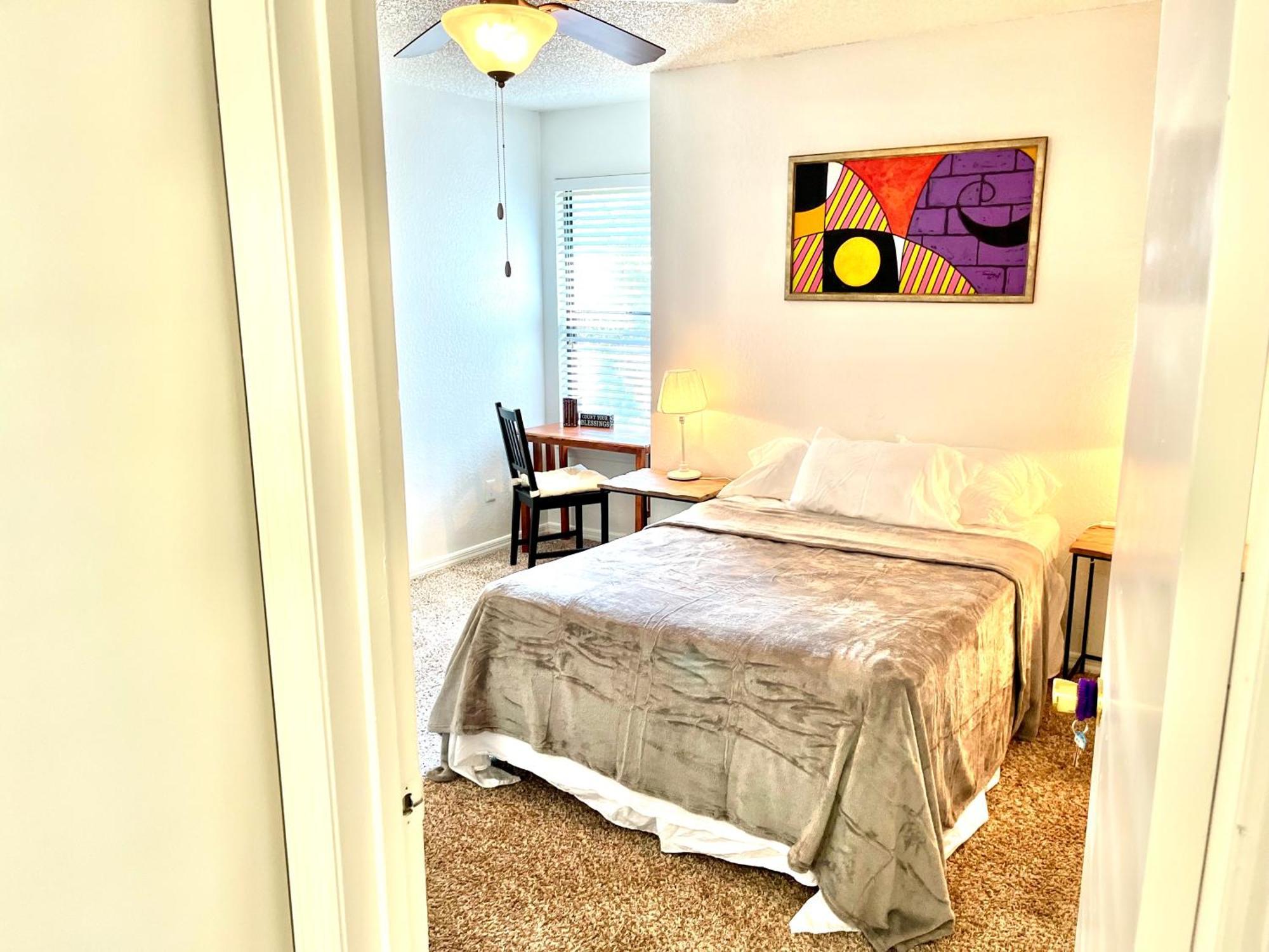 Daytona 2 Bed Apartment 10 Minutes To Beach With Balcony ポート・オレンジ エクステリア 写真