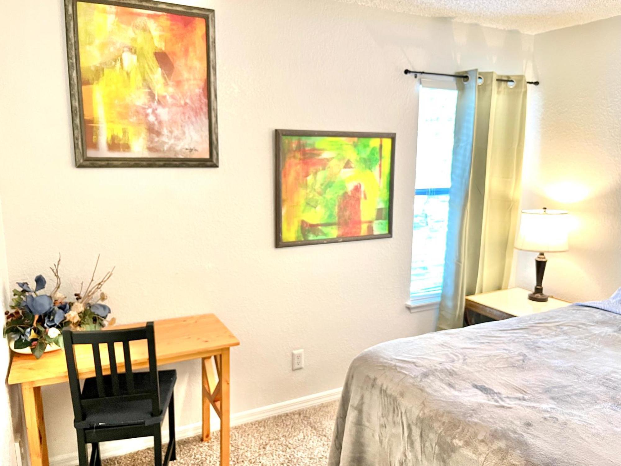 Daytona 2 Bed Apartment 10 Minutes To Beach With Balcony ポート・オレンジ エクステリア 写真