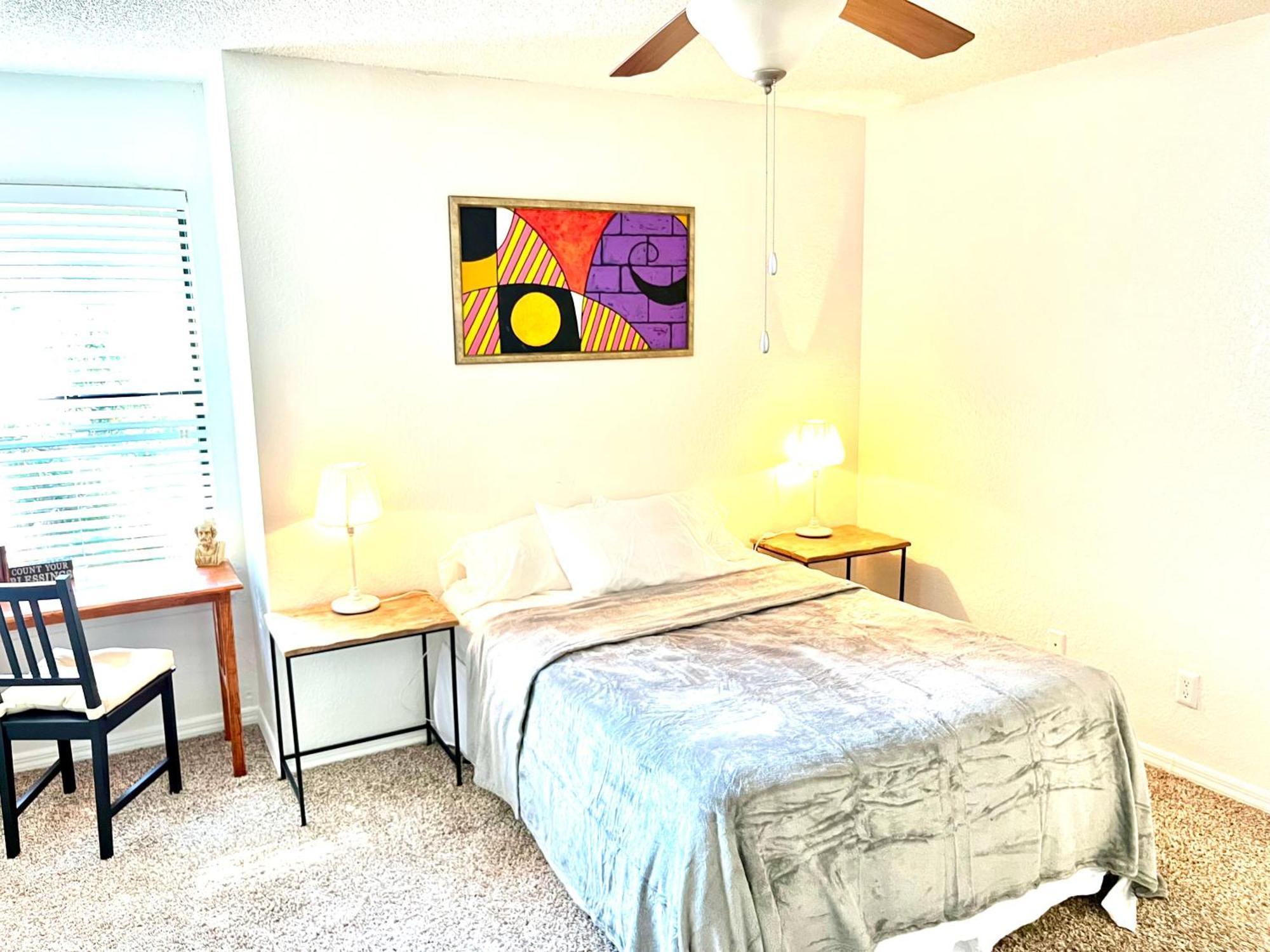 Daytona 2 Bed Apartment 10 Minutes To Beach With Balcony ポート・オレンジ エクステリア 写真