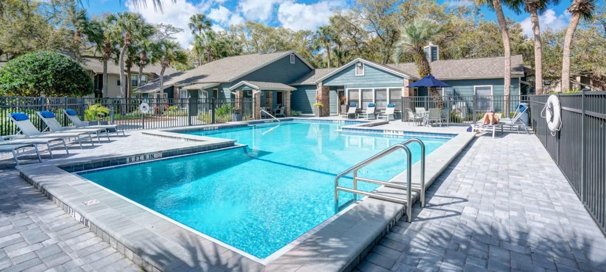 Daytona 2 Bed Apartment 10 Minutes To Beach With Balcony ポート・オレンジ エクステリア 写真